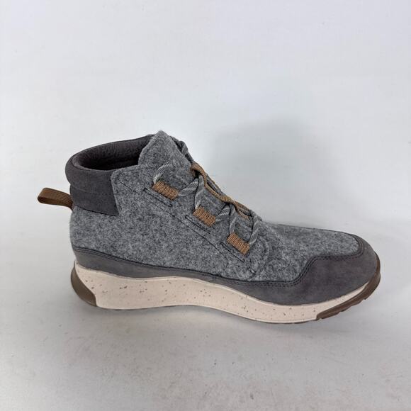 Chaco Borealis Ledge Hiking Boots Women's 9 Gray Lace-Up Ankle Waterproof - Picture 3 of 10